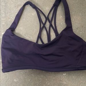 Lululemon sports bra
